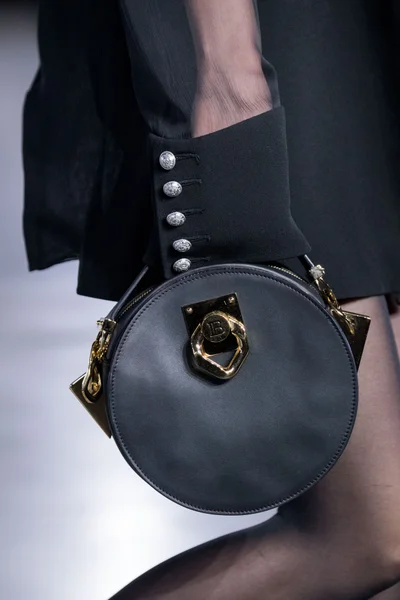 Look 182